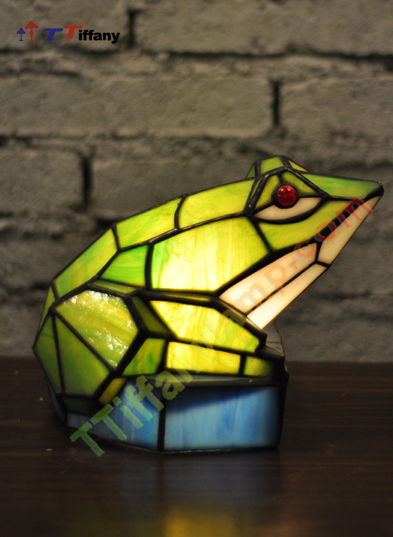 tiffany frog lamp