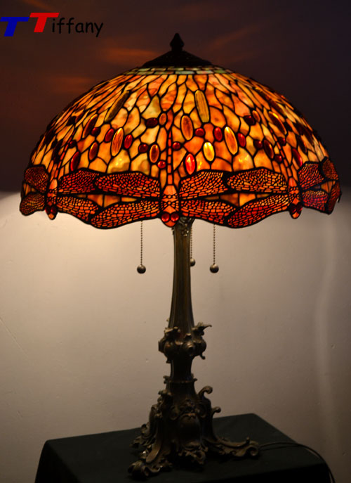 red tiffany table lamps